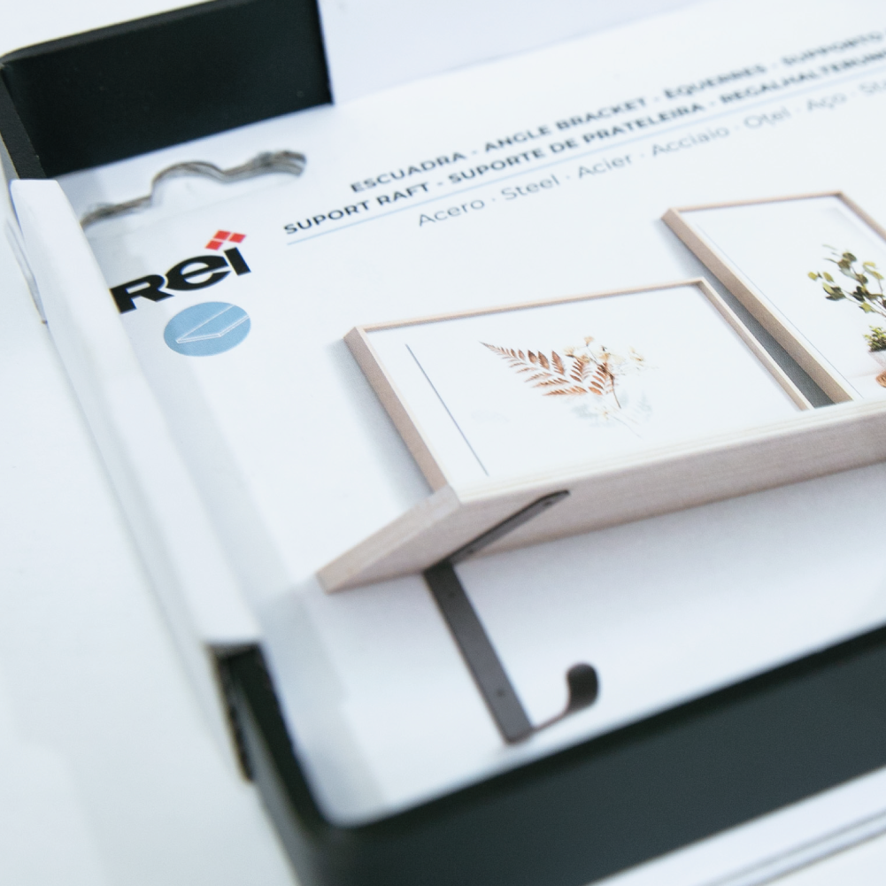 Portadilla-REUNION -INDUSTRIAL-estructural-packaging-grafico